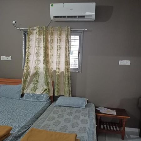 Honest Deluxe Room Garudeshwar Dış mekan fotoğraf